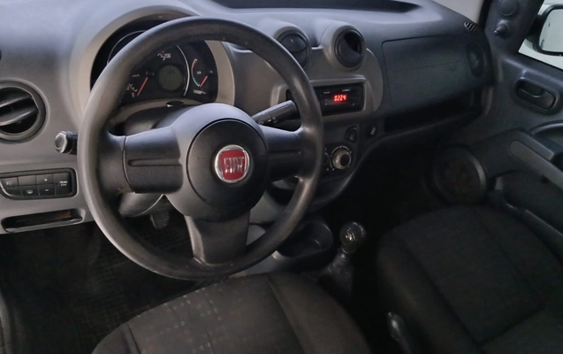 imagem-https://www.socarrao.com.br/sc-vehicle-images-prod/4355462/1792007784574-003_07d1af988c015cd7f89d2fd269cb60b4.jpg