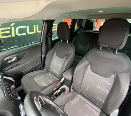 imagem-https://www.socarrao.com.br/sc-vehicle-images-prod/4355524/1792008154095-8567480_4_B_429056b851.jpeg