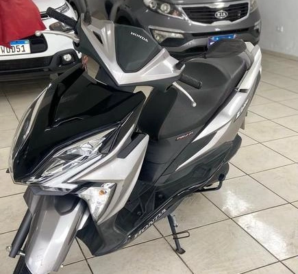 imagem-https://www.socarrao.com.br/sc-vehicle-images-prod/4355627/1792008948137-8564204_4_B_22d8909616.jpeg
