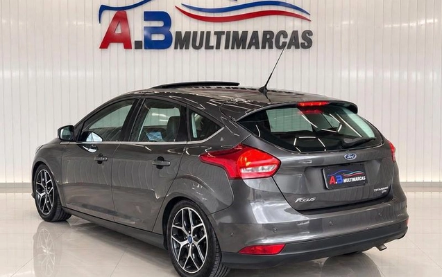 imagem-https://www.socarrao.com.br/sc-vehicle-images-prod/4355698/1792009412054-8571348_12_B_d0fc3c1d4d.jpeg