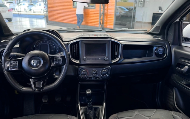 imagem-https://www.socarrao.com.br/sc-vehicle-images-prod/4355699/1792009455916-cbf9b12fb78345efbb1a098bd5eceac0_1785586585952.jpg
