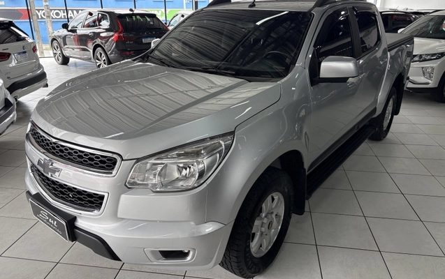 imagem-https://www.socarrao.com.br/sc-vehicle-images-prod/4355756/1792009871871-kjkJPVPQb8mPnBcg6J817mRQQDyNmnv4.jpg