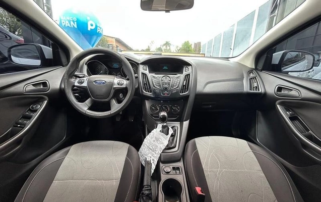 imagem-https://www.socarrao.com.br/sc-vehicle-images-prod/4355772/1792525020406-8526450_9_B_9ddd2f80a5.jpeg