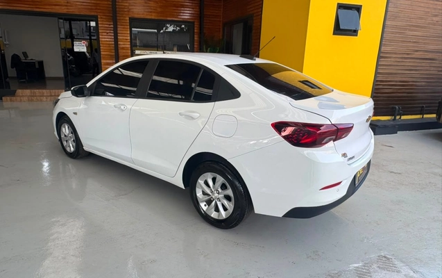 imagem-https://www.socarrao.com.br/sc-vehicle-images-prod/4355783/1792010031941-a39b32210b0048eea7596f2ca0f82af7_1792009946823.jpg
