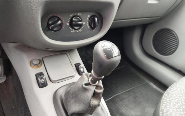 imagem-https://www.socarrao.com.br/sc-vehicle-images-prod/4355789/1792501539712-8567773_20_B_bbbfee3d27.jpeg