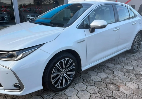 Toyota Corolla 2022 Branco — foto 1 de 3