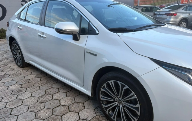 imagem-https://www.socarrao.com.br/sc-vehicle-images-prod/4355792/1792010148476-OTNlMGMwZGYtOTAzYS00MzAwLWI2OTAtYmMzZjExODg2YzdjLmpwZWc.jpeg