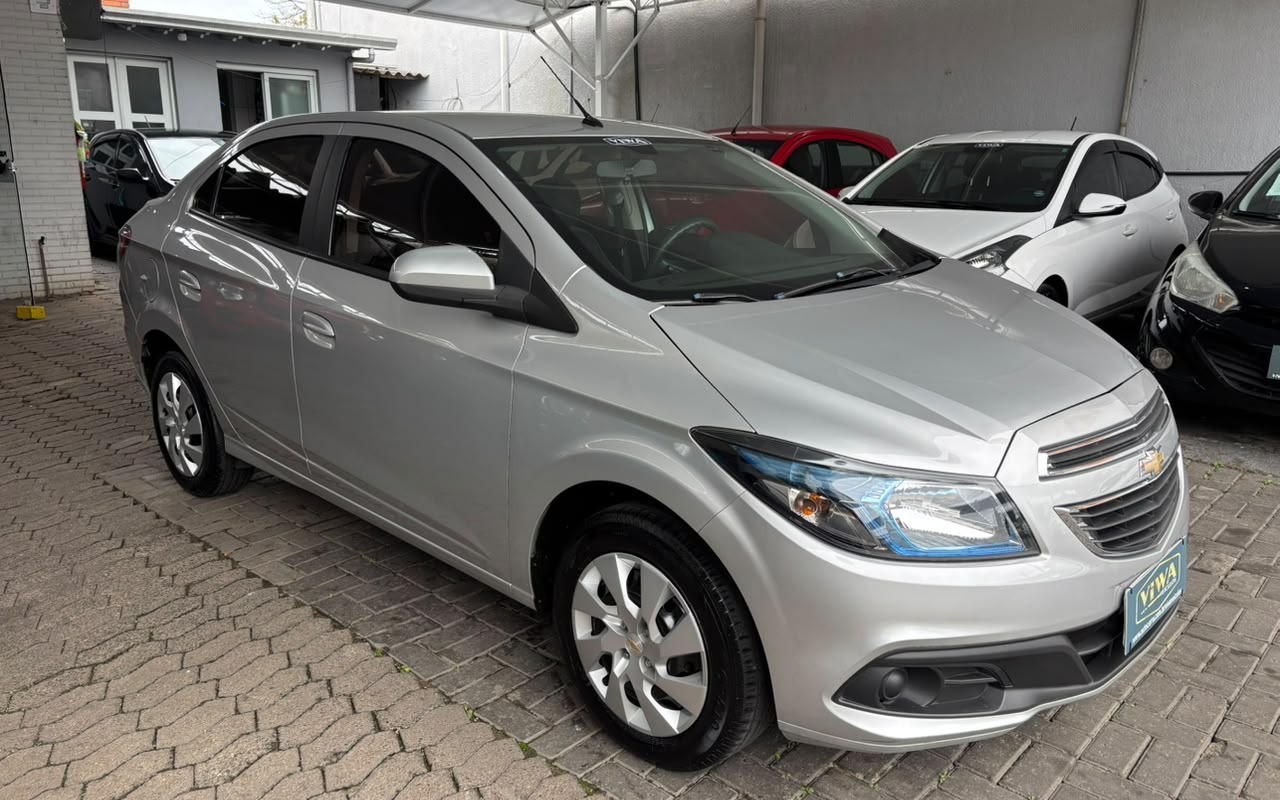 imagem-https://www.socarrao.com.br/sc-vehicle-images-prod/4355923/1792010627651-UFJJU01BIFhVWFUgMi5qcGc.jpg