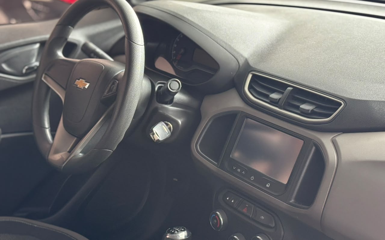 imagem-https://www.socarrao.com.br/sc-vehicle-images-prod/4355923/1792010628339-UFJJU01BIFhVWFUgOC5qcGc.jpg