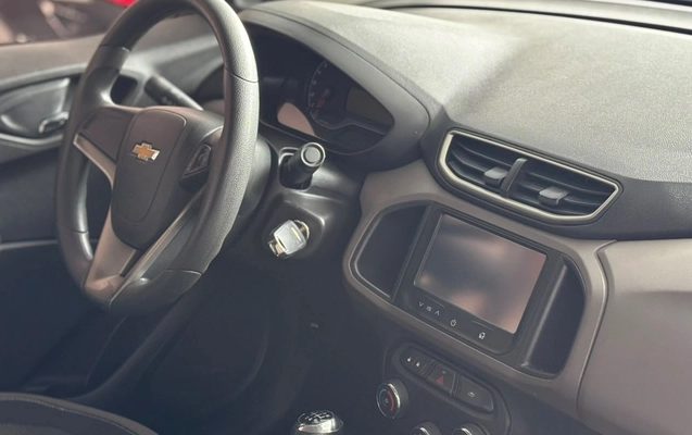imagem-https://www.socarrao.com.br/sc-vehicle-images-prod/4355923/1792010628339-UFJJU01BIFhVWFUgOC5qcGc.jpg