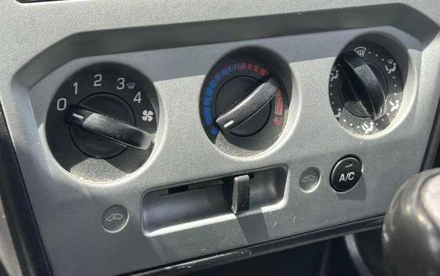 imagem-https://www.socarrao.com.br/sc-vehicle-images-prod/4355924/1792010656339-8540854_8_B_84b73eb018.jpeg