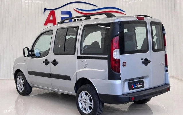 imagem-https://www.socarrao.com.br/sc-vehicle-images-prod/4355967/1792010894628-8571398_12_B_12f8f3c8ab.jpeg