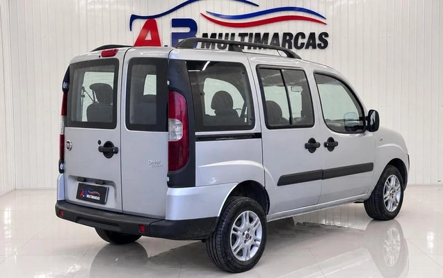 imagem-https://www.socarrao.com.br/sc-vehicle-images-prod/4355967/1792010894634-8571398_15_B_120ad59d80.jpeg