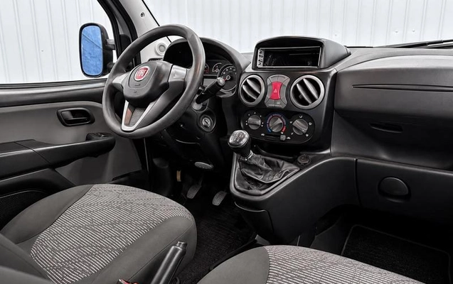 imagem-https://www.socarrao.com.br/sc-vehicle-images-prod/4355967/1792010894646-8571398_5_B_4ca6054567.jpeg