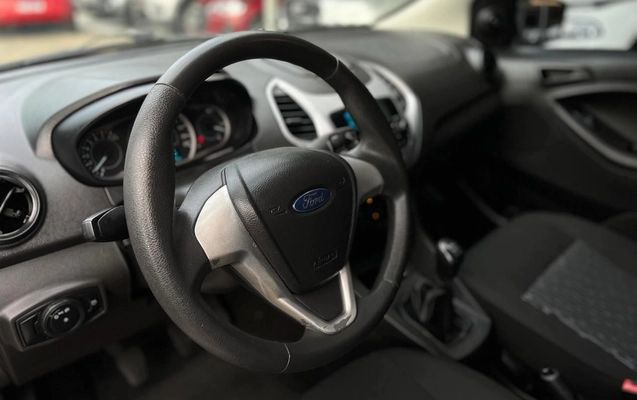 imagem-https://www.socarrao.com.br/sc-vehicle-images-prod/4355968/1792010916647-29dd092a43794fb1994e97bb549b09a0_1792010760168.jpg