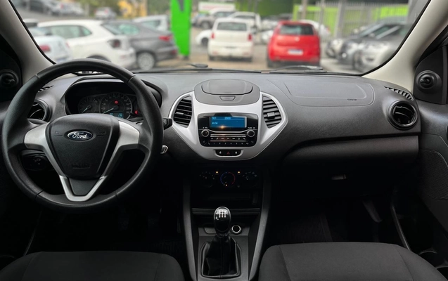 imagem-https://www.socarrao.com.br/sc-vehicle-images-prod/4355968/1792010916654-b6747e3b383949178f975374bae94c51_1792010760188.jpg