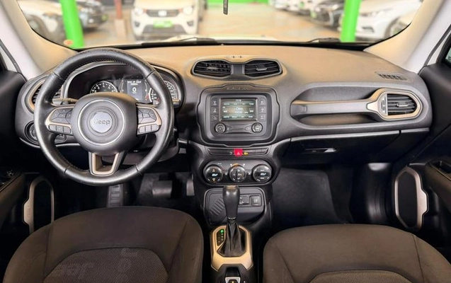 imagem-https://www.socarrao.com.br/sc-vehicle-images-prod/4355977/1792011032313-8548134_8_B_95ad430673.jpeg