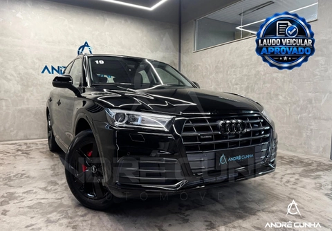 Audi Q5 2019 Preto — foto 1 de 3