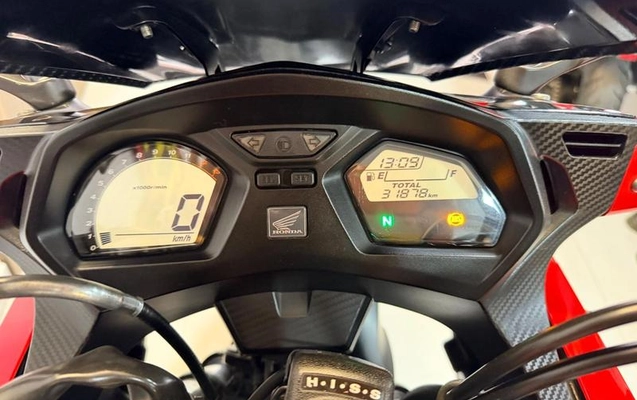 imagem-https://www.socarrao.com.br/sc-vehicle-images-prod/4356088/1792500207285-8571601_6_B_e509e92a60.jpeg
