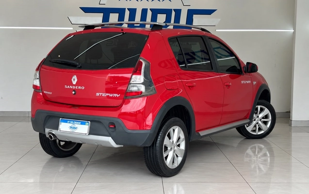 imagem-https://www.socarrao.com.br/sc-vehicle-images-prod/4356098/1792011465457-5_053144.jpg