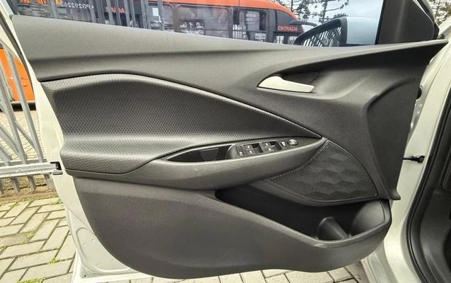 imagem-https://www.socarrao.com.br/sc-vehicle-images-prod/4356137/1792585481240-8545893_9_B_7dc7be9d18.jpeg