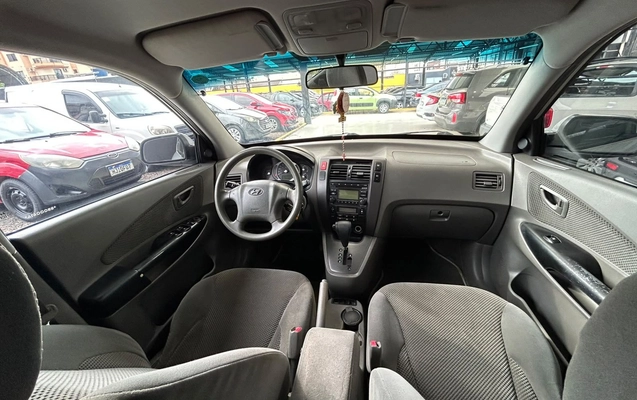 imagem-https://www.socarrao.com.br/sc-vehicle-images-prod/4356152/1792011657652-4546a9bb980143319635b1d814c44879_1792011610052.jpg