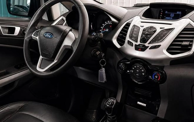imagem-https://www.socarrao.com.br/sc-vehicle-images-prod/4356175/1792011976061-8571634_5_B_a4a86c1b49.jpeg