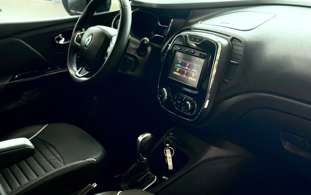 imagem-https://www.socarrao.com.br/sc-vehicle-images-prod/4356192/1792012276331-db9f3fb4028149fdb4daa7e54bb8df45_1792011748958.jpg