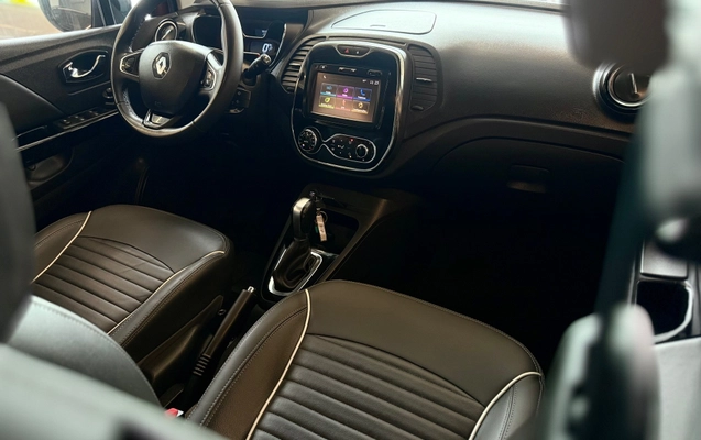 imagem-https://www.socarrao.com.br/sc-vehicle-images-prod/4356192/1792012276338-fade7c336b5f440a92f5cf69a4efa3ae_1792011748998.jpg