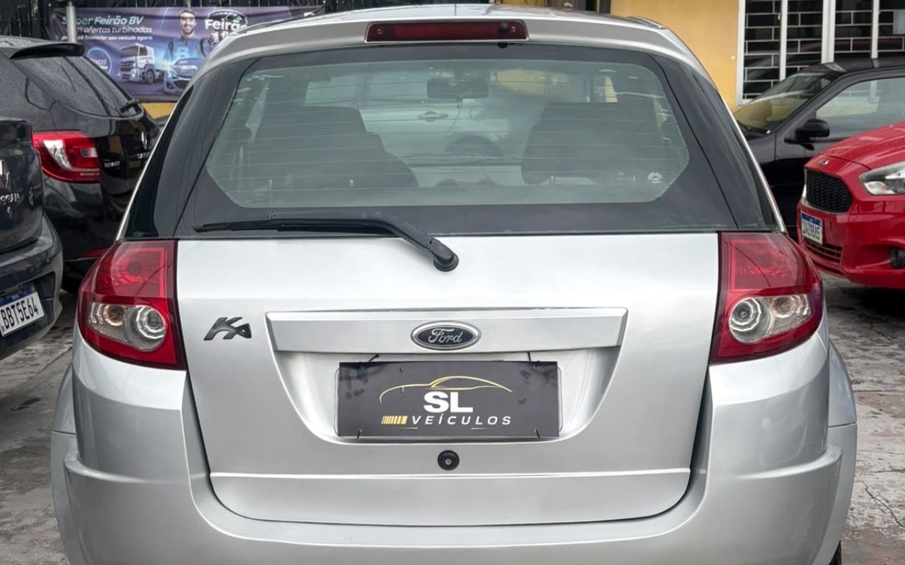 imagem-https://www.socarrao.com.br/sc-vehicle-images-prod/4356409/1792012746781-NjU5MTg5MTEtYWUxNi00YTU3LThlYTMtNzA2ZTBhM2FiZjJhLmpwZWc.jpeg