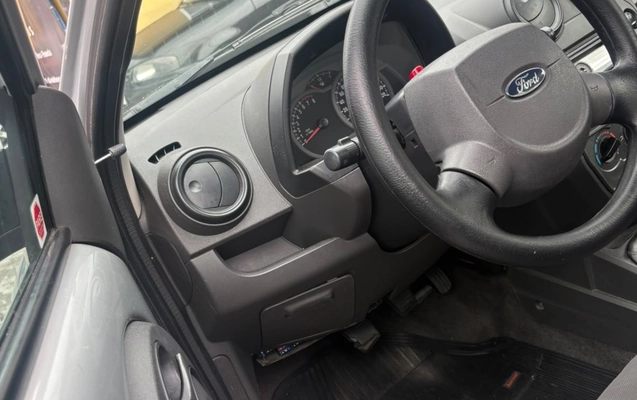 imagem-https://www.socarrao.com.br/sc-vehicle-images-prod/4356409/1792012747165-NmRhN2JhNTUtMDE3MS00ZTVmLTk3M2ItMGU1MDdiNTk0YTA1LmpwZWc.jpeg