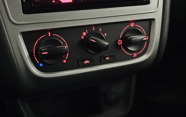 imagem-https://www.socarrao.com.br/sc-vehicle-images-prod/4356423/1792013091295-003_a3d6e51e623bba1f0df042a8a3535755.jpg