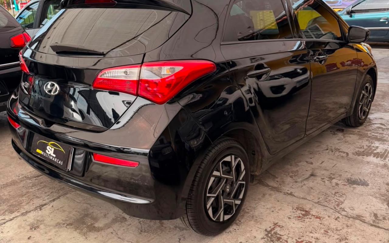 imagem-https://www.socarrao.com.br/sc-vehicle-images-prod/4356429/1792013175677-N2YxZTk0MDYtYjc1Mi00ODY5LThmZmYtMGUzZTFlNzM5N2MwLmpwZWc.jpeg