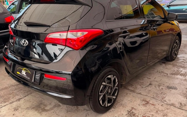 imagem-https://www.socarrao.com.br/sc-vehicle-images-prod/4356429/1792013175677-N2YxZTk0MDYtYjc1Mi00ODY5LThmZmYtMGUzZTFlNzM5N2MwLmpwZWc.jpeg