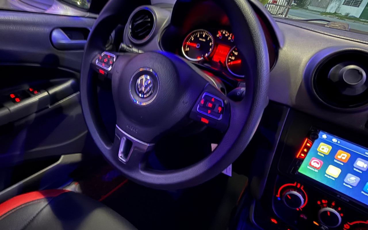 imagem-https://www.socarrao.com.br/sc-vehicle-images-prod/4356656/1792013968071-SU1HXzEyMDMuanBlZw.jpeg