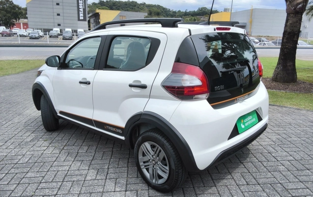 imagem-https://www.socarrao.com.br/sc-vehicle-images-prod/4356911/1792015285519-1_120500.jpg