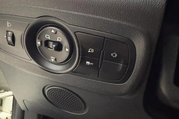 imagem-https://www.socarrao.com.br/sc-vehicle-images-prod/4356916/1792779045801-8570653_1_B_61ba2041fc.jpeg
