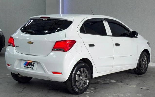 imagem-https://www.socarrao.com.br/sc-vehicle-images-prod/4357085/1792443301473-8571698_4_B_22247d6af1.jpeg