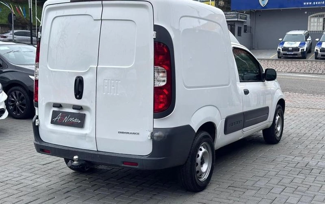 imagem-https://www.socarrao.com.br/sc-vehicle-images-prod/4357177/1792769105798-8539392_2_B_8cf9a6372b.jpeg