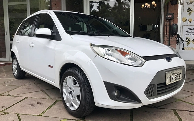 imagem-https://www.socarrao.com.br/sc-vehicle-images-prod/4357914/1792100771393-gOHzHwj6MP39mDyRsLF9yC1TAFUhGCe9.jpg