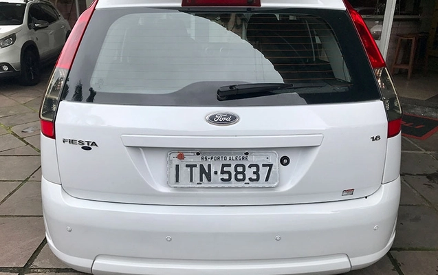 imagem-https://www.socarrao.com.br/sc-vehicle-images-prod/4357914/1792100771401-WO1W2Fn5eMtHeONzP0NY5mm3yRohhmx9.jpg