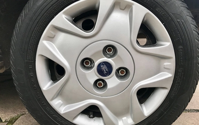 imagem-https://www.socarrao.com.br/sc-vehicle-images-prod/4357914/1792100771419-B95vAahuZvBvaCQgGi3mtTSnxJCsmPjm.jpg