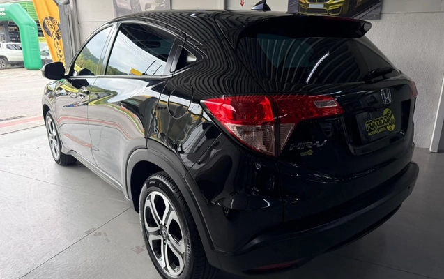 imagem-https://www.socarrao.com.br/sc-vehicle-images-prod/4357916/1792026308970-gb-848b148.jpeg