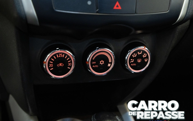 imagem-https://www.socarrao.com.br/sc-vehicle-images-prod/4358396/1792526568687-003_596183-3d463964c56e4982bc3e25b4ef514e8a.jpg