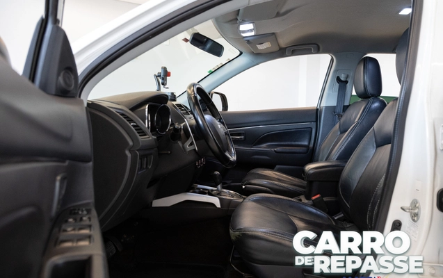 imagem-https://www.socarrao.com.br/sc-vehicle-images-prod/4358396/1792526568689-003_596183-916979ace17b0f5778b347c9ccd2ac69.jpg