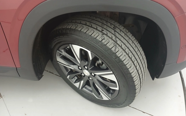 imagem-https://www.socarrao.com.br/sc-vehicle-images-prod/4358997/1792037431338-1_023343.jpg