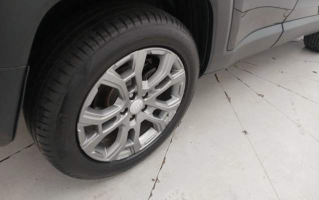 imagem-https://www.socarrao.com.br/sc-vehicle-images-prod/4359315/1792037855057-1_023627.jpg