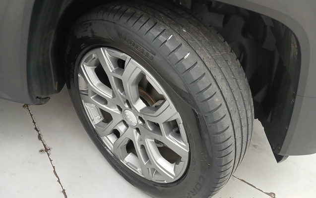 imagem-https://www.socarrao.com.br/sc-vehicle-images-prod/4359560/1792038292725-2_023919.jpg