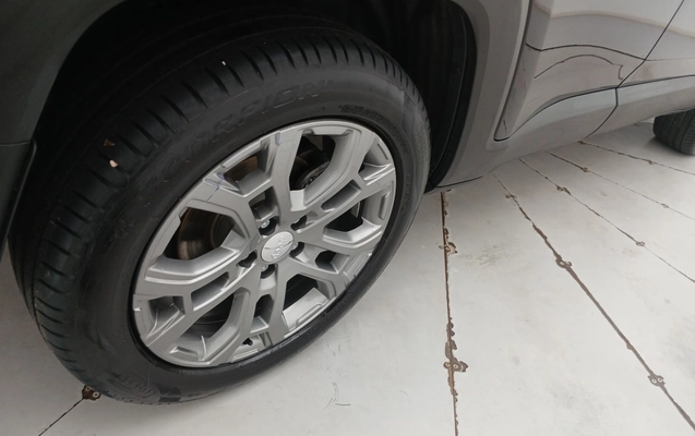 imagem-https://www.socarrao.com.br/sc-vehicle-images-prod/4359560/1792038292727-1_023920.jpg