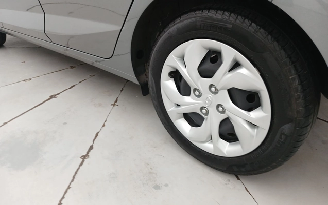 imagem-https://www.socarrao.com.br/sc-vehicle-images-prod/4360131/1792039503845-2_041546.jpg